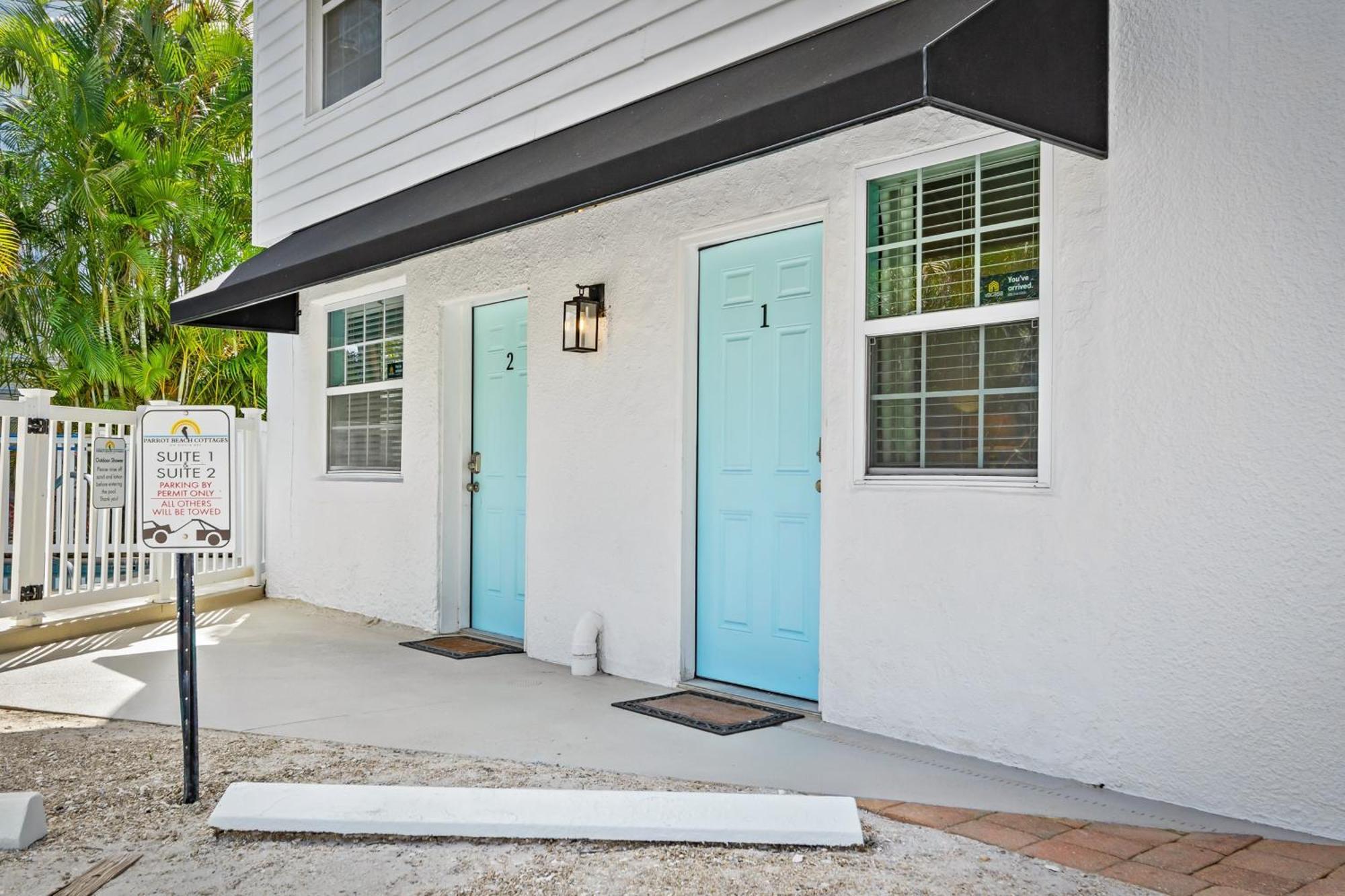 Parrot Beach Cottages Siesta Key Bilik gambar