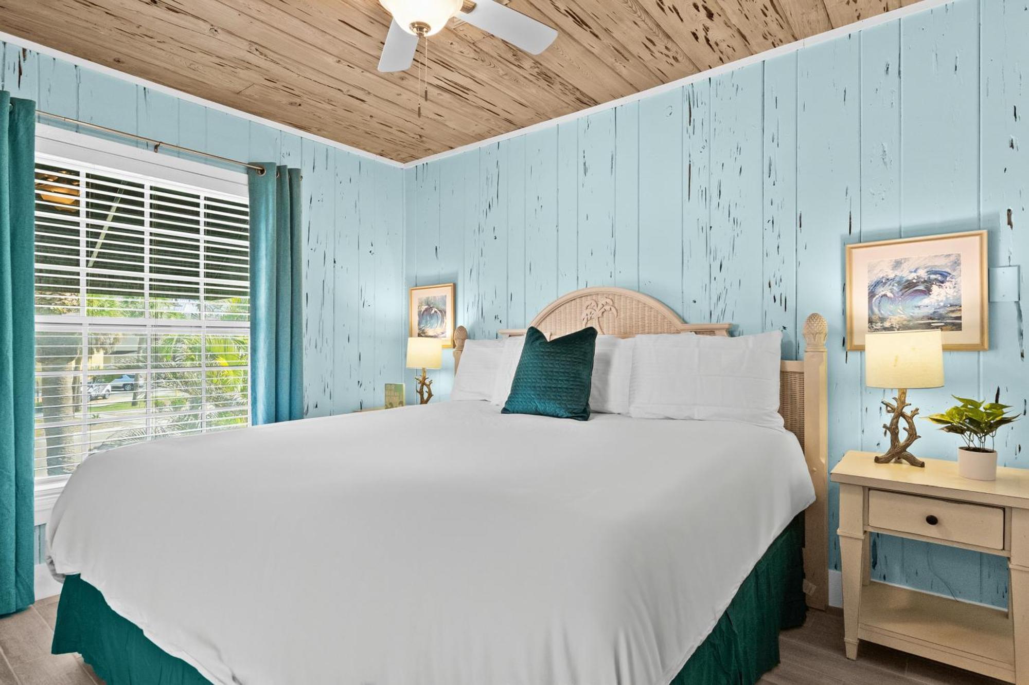 Parrot Beach Cottages Siesta Key Bilik gambar